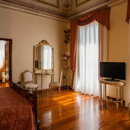 Le Rose: Un'intera Dimora Di Lusso Per Te *