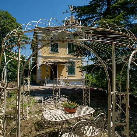 Le Rose: Un'intera Dimora Di Lusso Per Te Villa Serravalle Scrivia